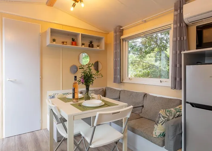 L Arbousier, Mobil-home Vue Degagee Sur La