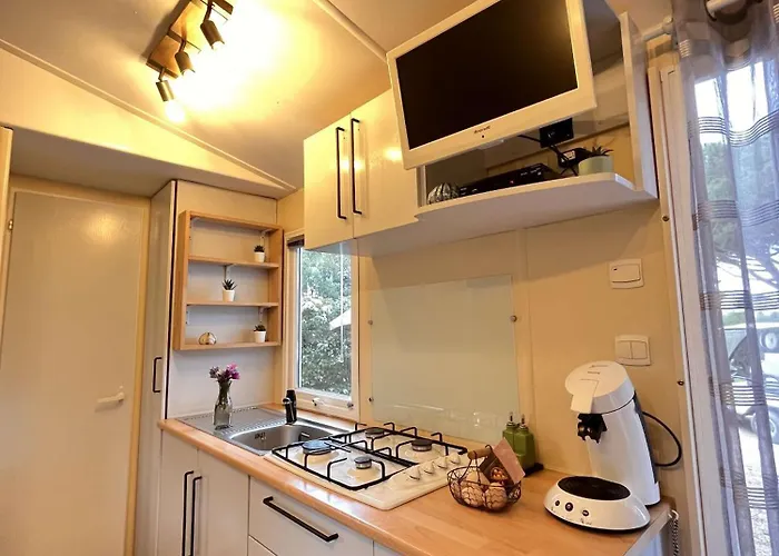 L Arbousier, Mobil-home Vue Degagee Sur La * Hyeres